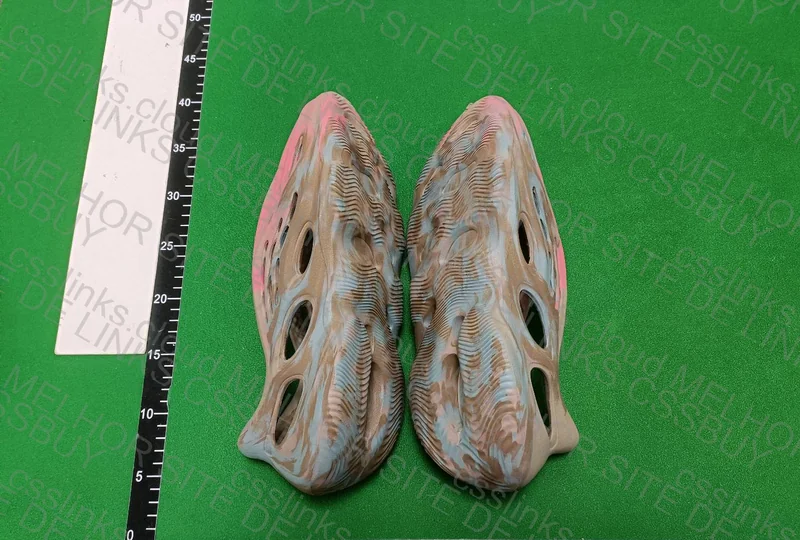 foam runner 4