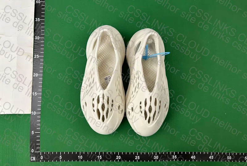 Foam Runner