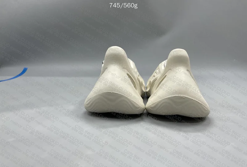 Foam Runner LW B 8