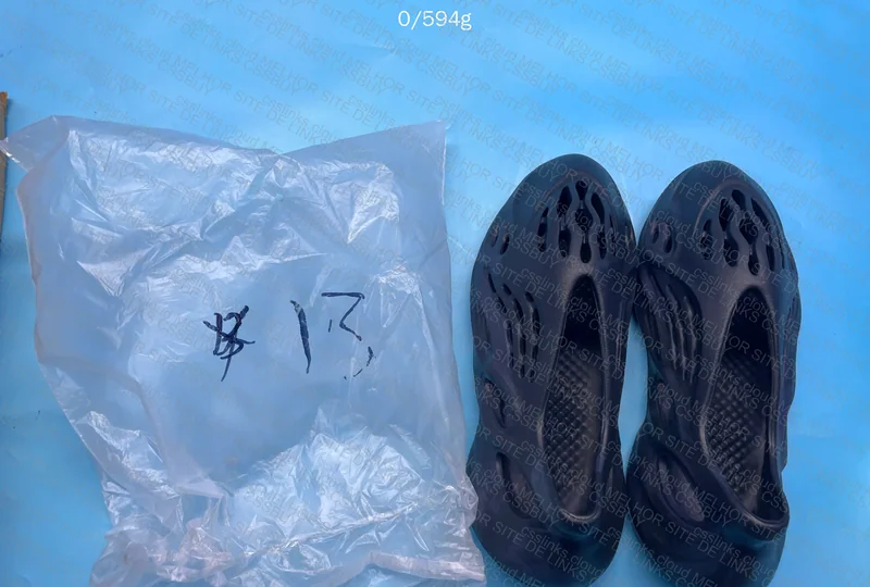 Foam Runner Mineral Blue 2