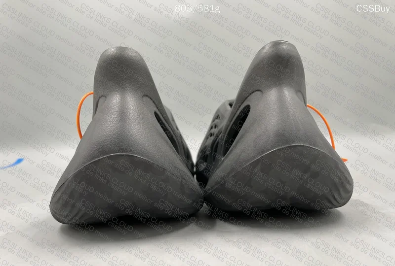 Foam Runner Onyx 4