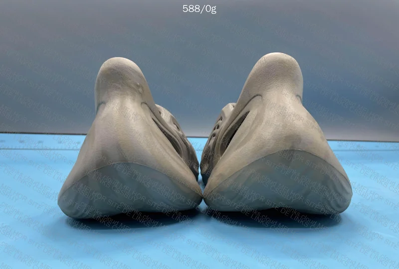 foam runner sale 4