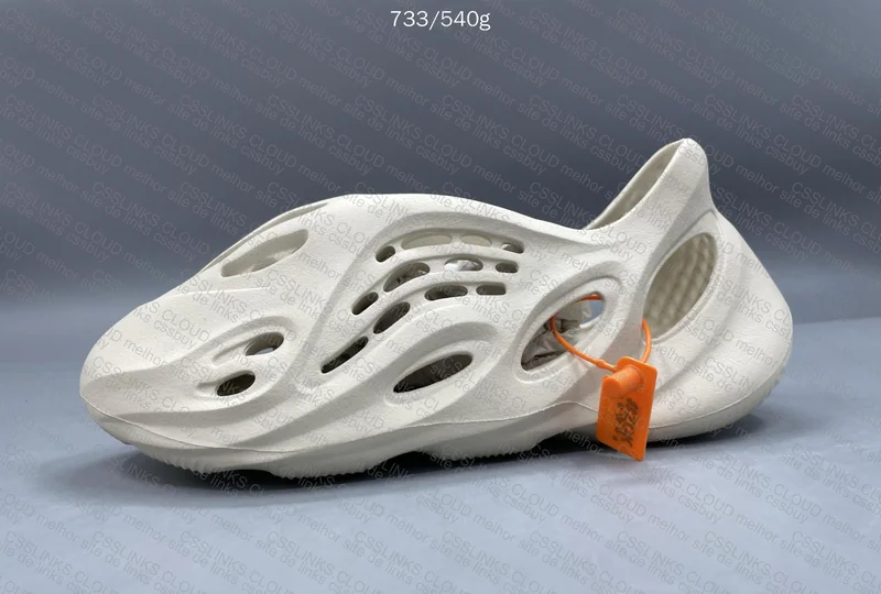Foam Runner Sand 3