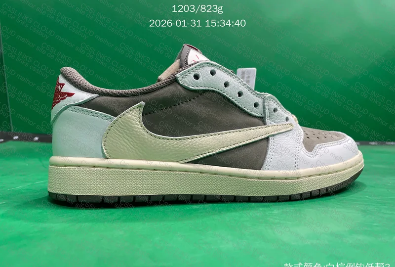 FQ BATCH SALE - Reverse Mocha AJ1 Travis Scott ( GL?)