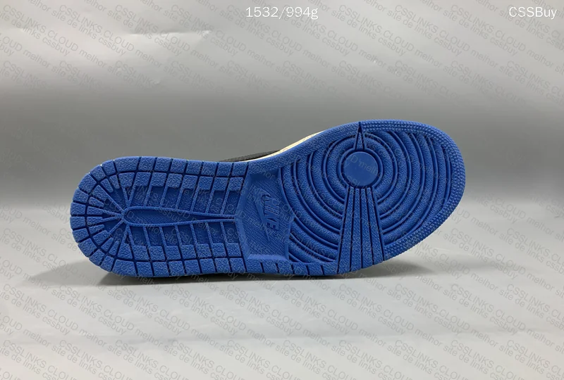 Fragment Design x Travis Scott x Air Jordan 1 Low 2