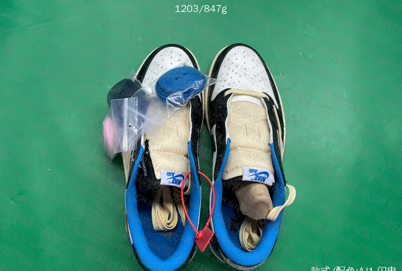 Fragment Design x Travis Scott x Air Jordan 1 Low 2