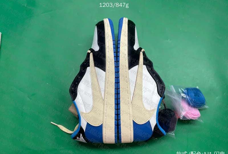 Fragment Design x Travis Scott x Air Jordan 1 Low 6