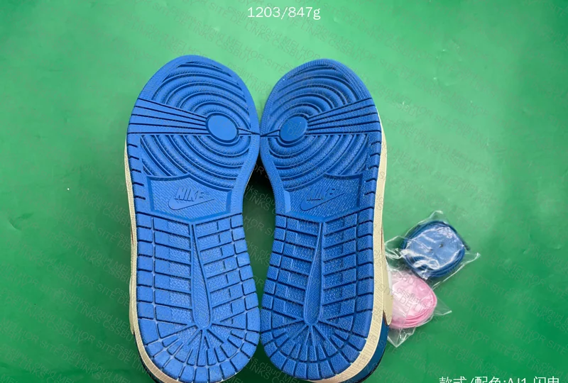 Fragment Design x Travis Scott x Air Jordan 1 Low 9