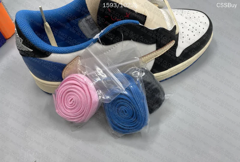 Fragment low Travis 6