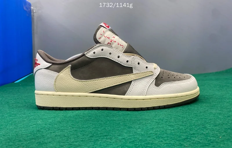 AJ1 low Retro OG SP Travis Scott Reverse mocha LJR 10