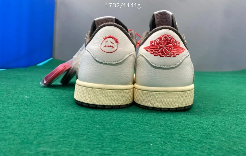 AJ1 low Retro OG SP Travis Scott Reverse mocha LJR 8