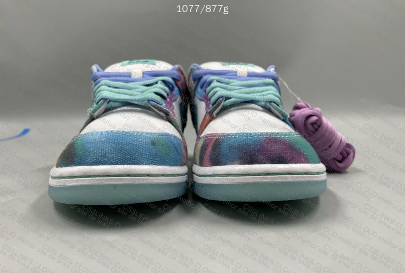 Futura Laboratories x Nike SB Dunk Low White and Geode Teal 2