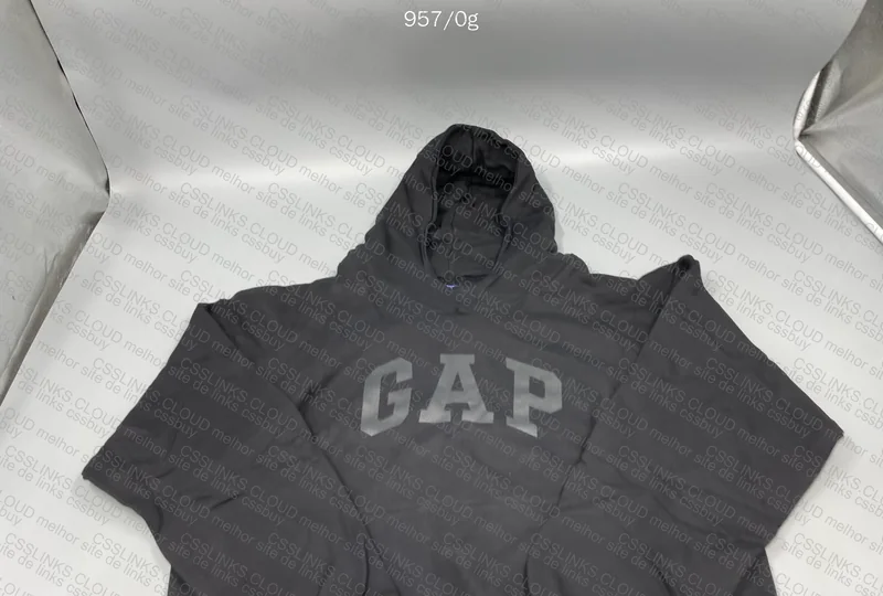 GAP x YEEZY - Sweatshirt (Returned) 3