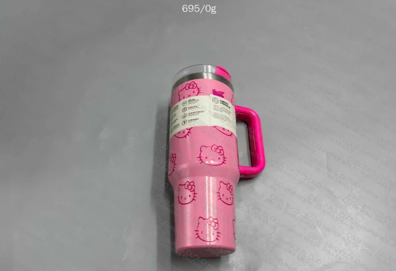 garrafa stanley hello kitty 🎀 6