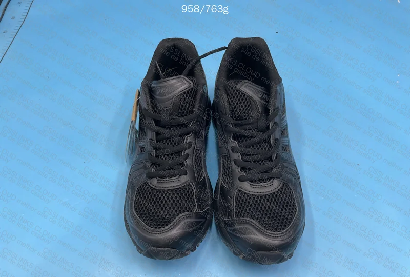 gel kayano black graphite? - blind box