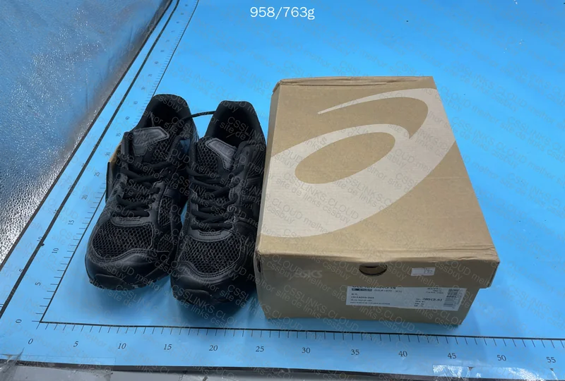 gel kayano black graphite? - blind box 6