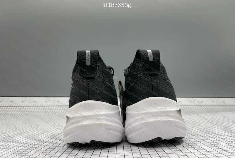 Gel Nimbus 26