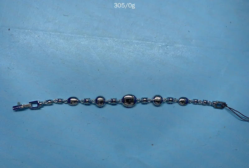 Givenchy Flex Bracelet 4