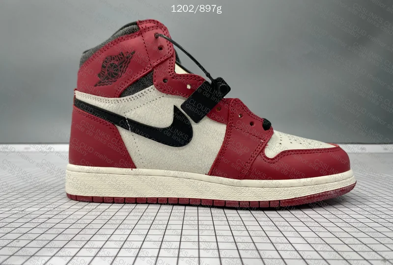 GL? AIR JORDAN CHICAGO LOST AND FOUND 4