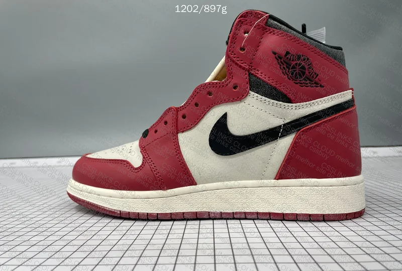 GL? AIR JORDAN CHICAGO LOST AND FOUND 7