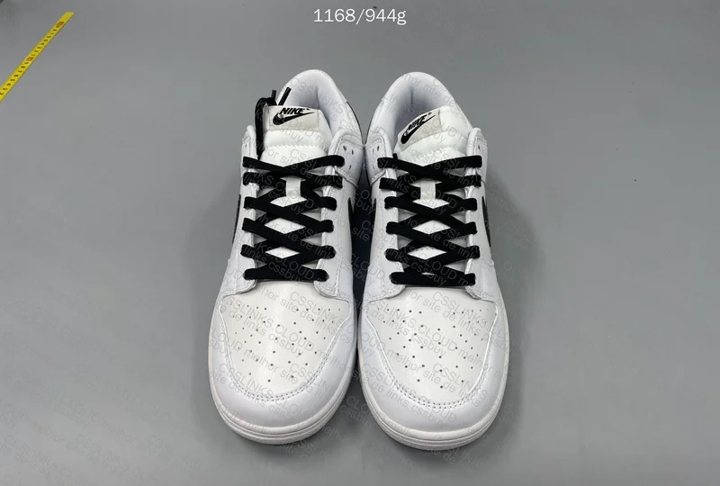 GL? Nike dunk 4