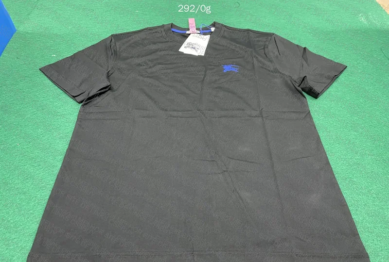 GL or RL? Burberry T-Shirt 4