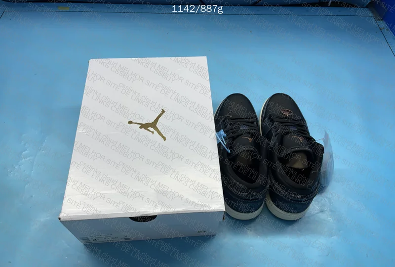 GL or RL? Nike AJ1 Low 2