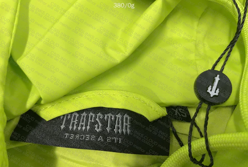goat windbreaker 3