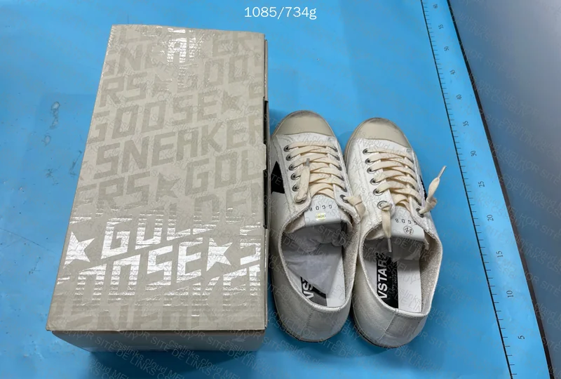 Golden Goose 9