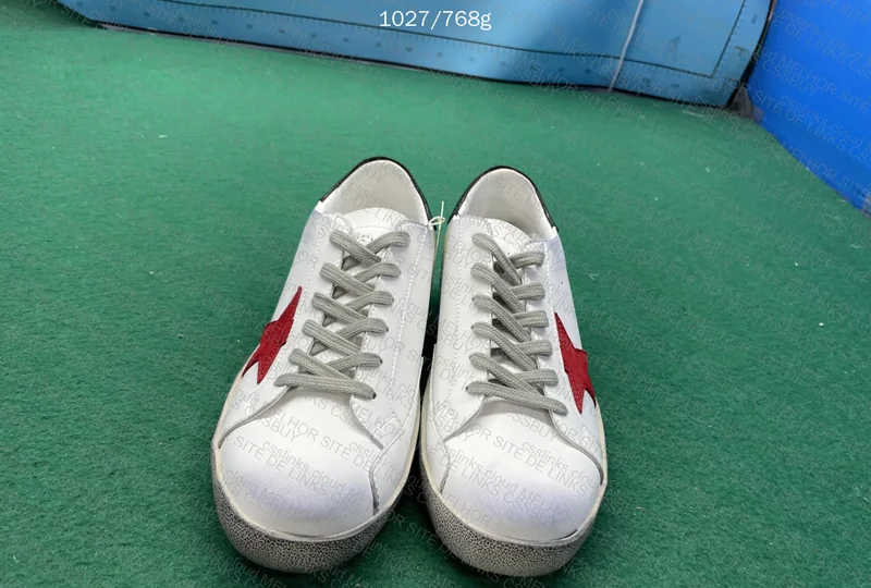 Golden Goose 150¥ 👀 3