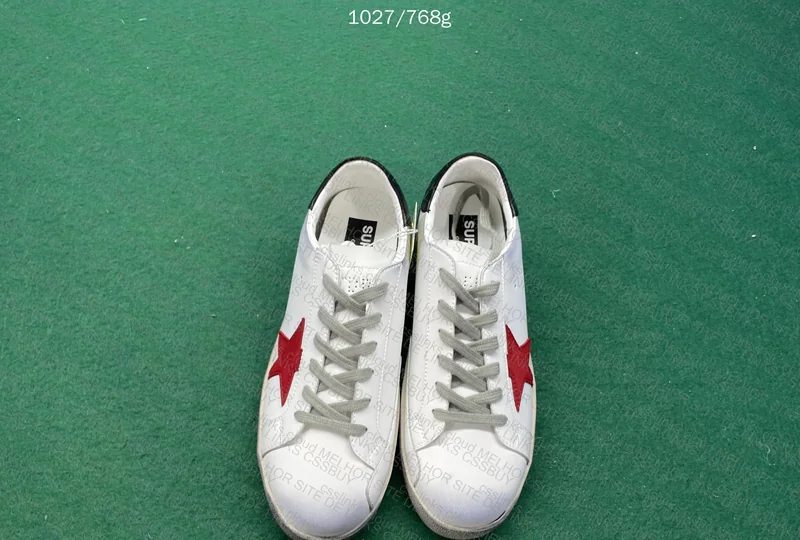 Golden Goose 150¥ 👀 5
