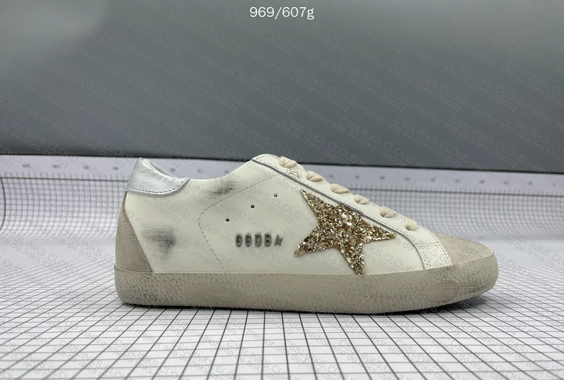 Golden goose mistery box SHARK-BREEDER 7