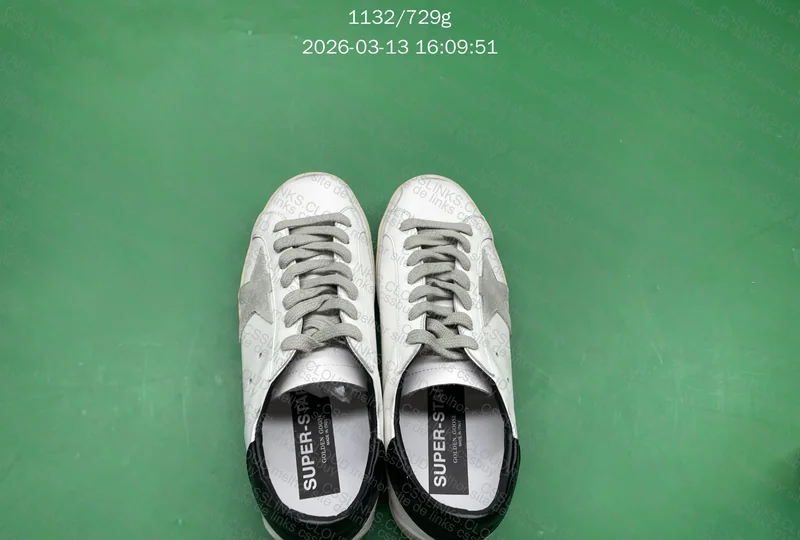 Golden Goose Superstar 2