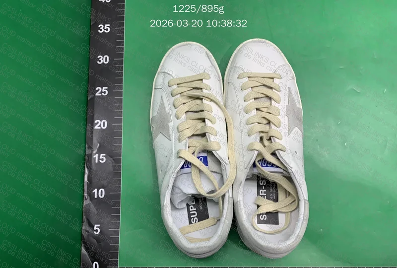 Golden goose superstar
