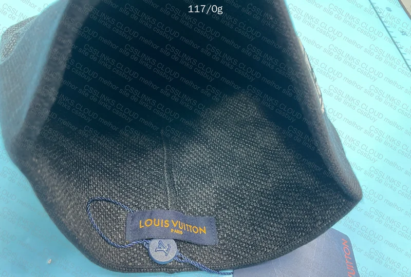 LV (Louis Vuitton) Beanie