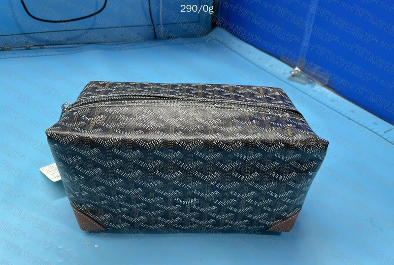 Goyard Boeing 25 toilet bag 3