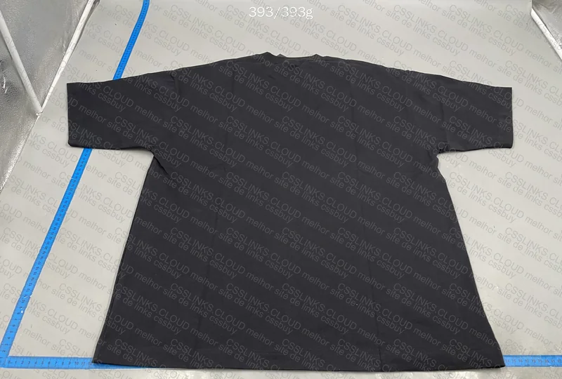 graphic tee Jordan 4
