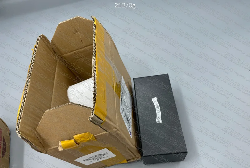 Eyeglasses Holder (Many Brands)