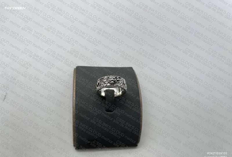 Gucci Tiger Head Ring Silver