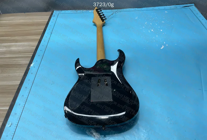 HSH Guitar with Floyd 4