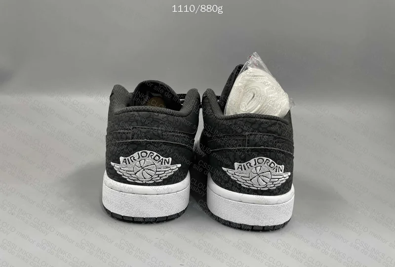 GX AJ1 LOW BLACK ELEPHANT 3