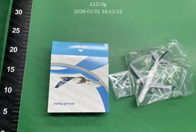 HAUL DE MINIATURAS DE AVIÃO 3