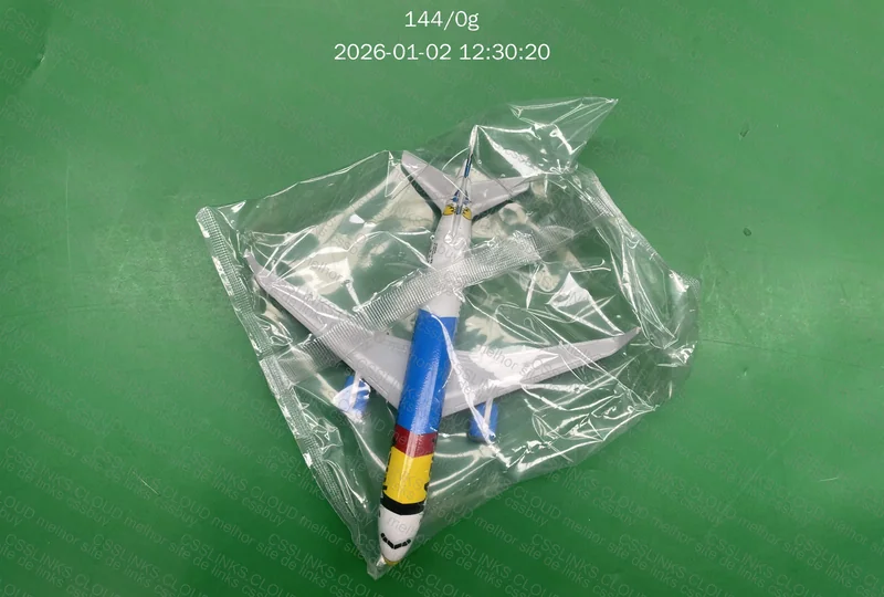 HAUL DE MINIATURAS DE AVIÃO 9