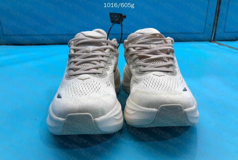 HOKA Bondi 9 3