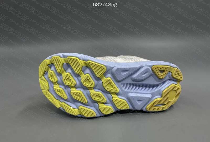 HOKA Clifton 9 - Women's 5
