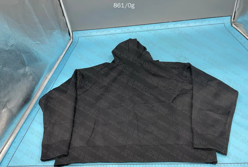 Vujadé Hoodie 5