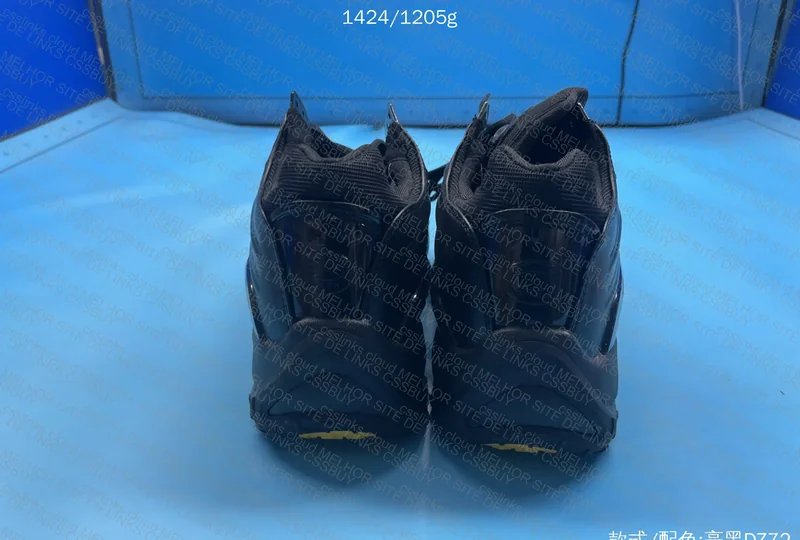 Hot Step 2 Black 3