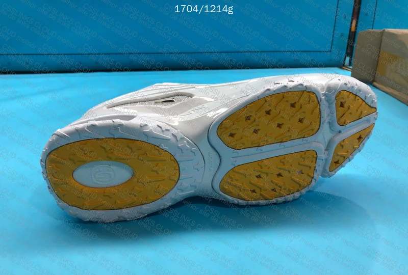Hot Step 2 White 4