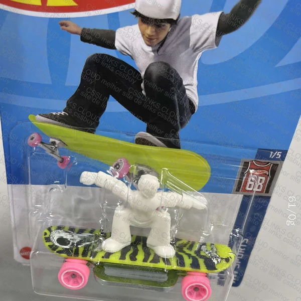 Hot Wheels Skate Grom Tony Hawk