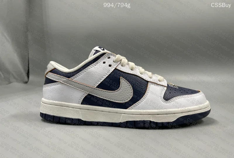 HUF x Nike SB Dunk Low New York 8